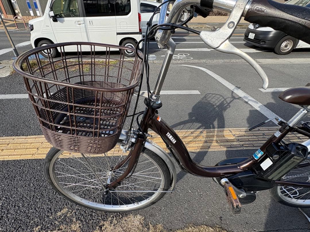 中古24インチYAMAHA電動アシスト自転車　8.7Ah 大阪　040番