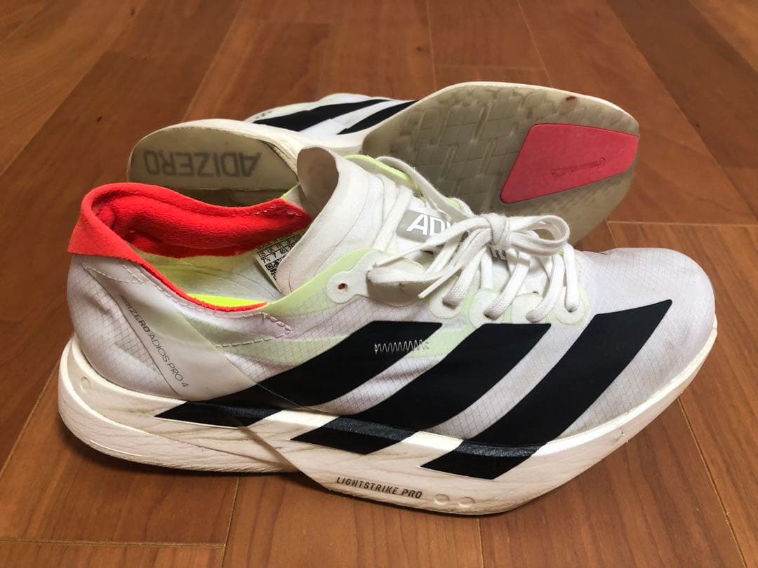 アディダス（adidas）アディゼロアディオスプロ4