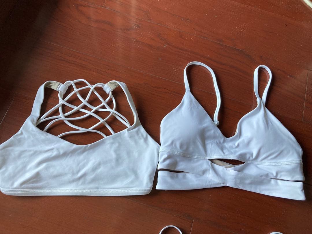 【新品】Lululemon ヨガブラ 6サイズ ホワイト 2枚セット