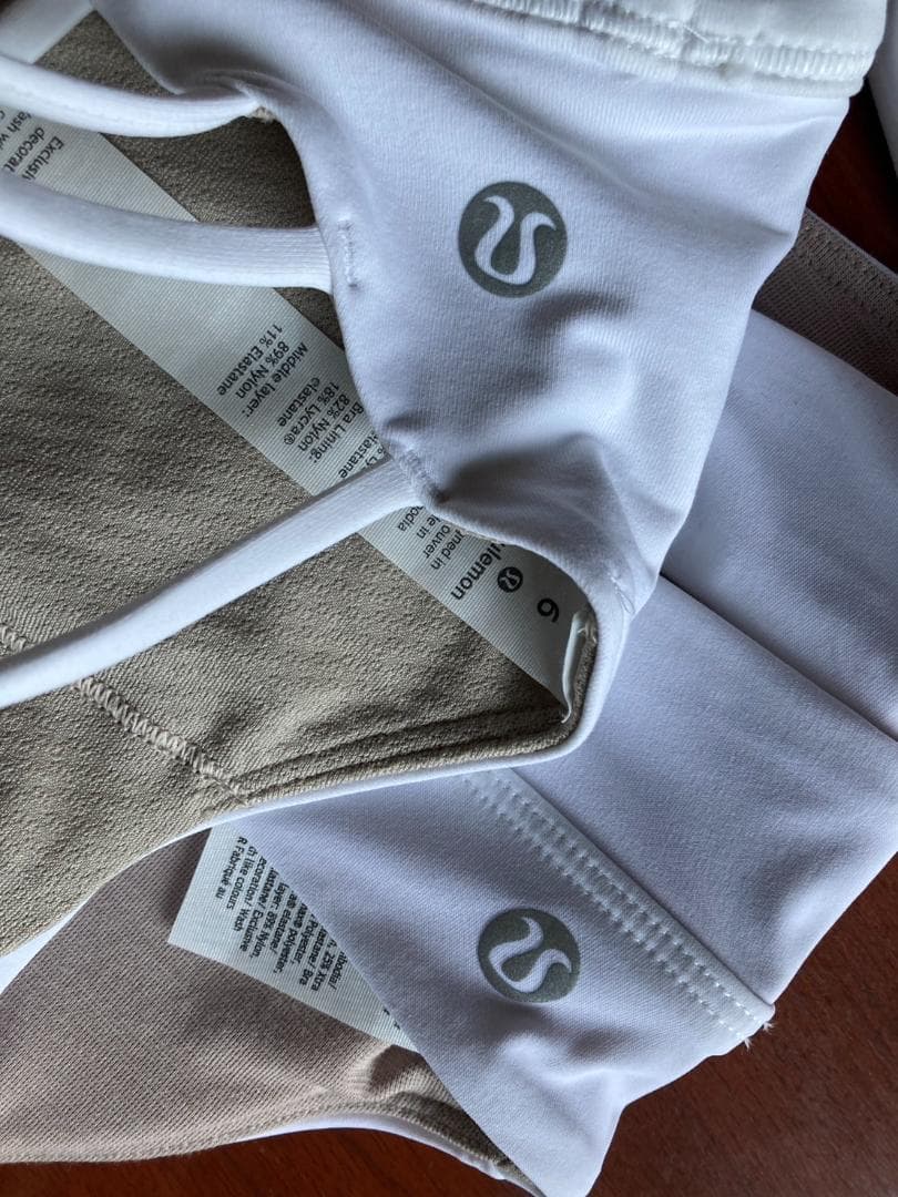 【新品】Lululemon ヨガブラ 6サイズ ホワイト 2枚セット