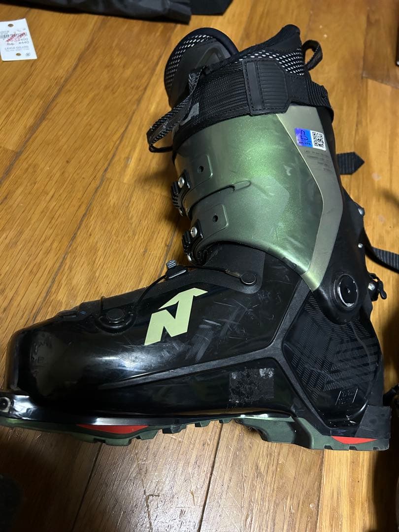 Nordica バックカントリー用アンリミテッド130 スキーブーツ
