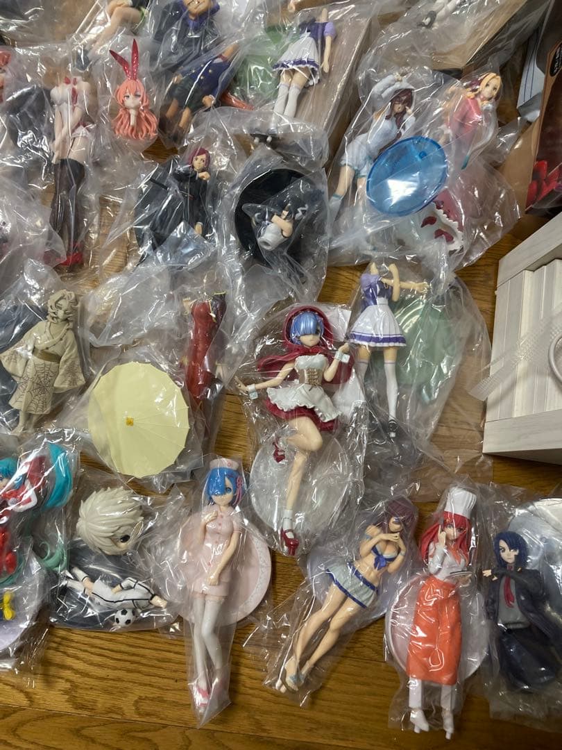 フィギュア　まとめ売り　124個