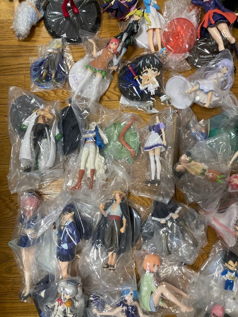 フィギュア　まとめ売り　124個