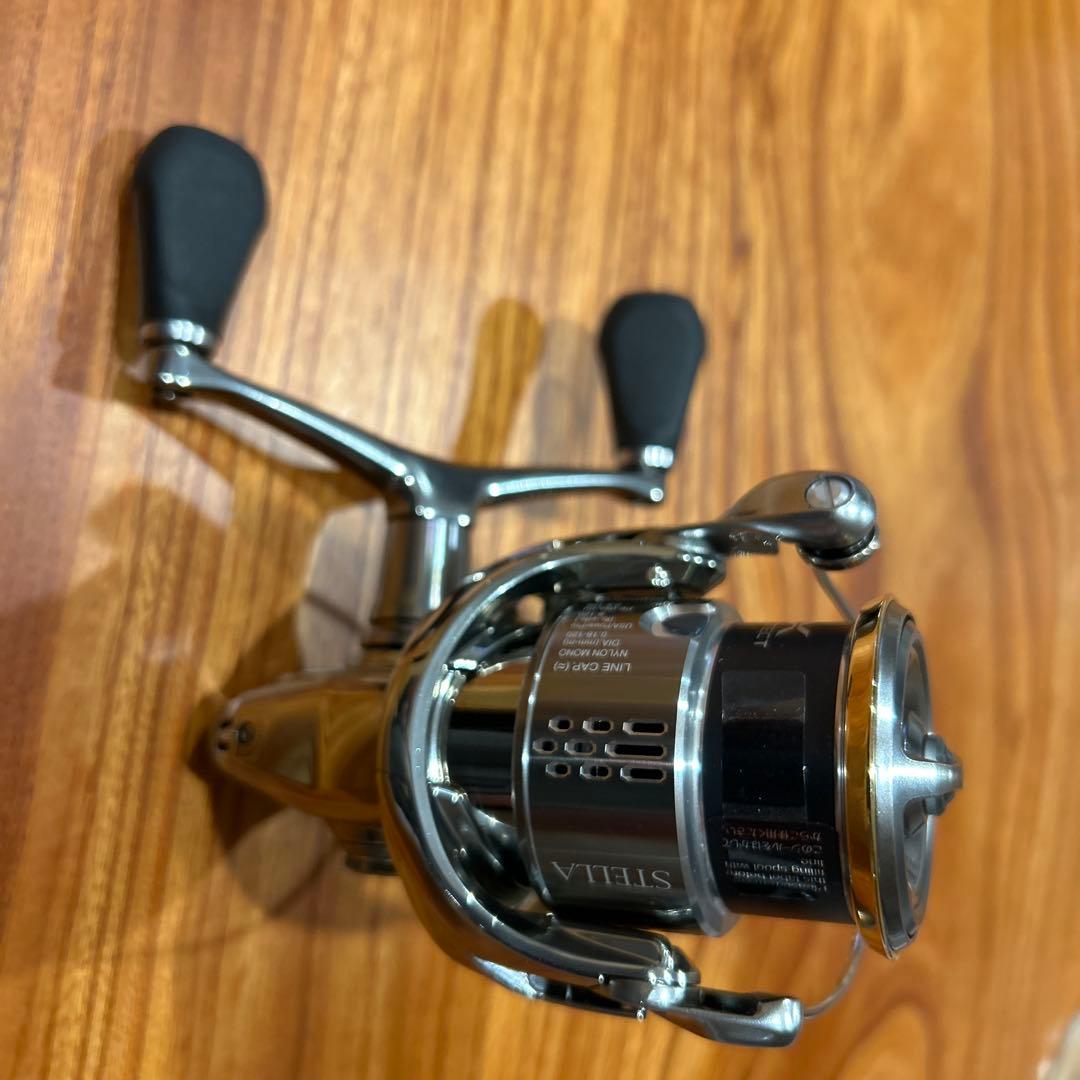 シマノ 18ステラ 3000SHG スピニングリール