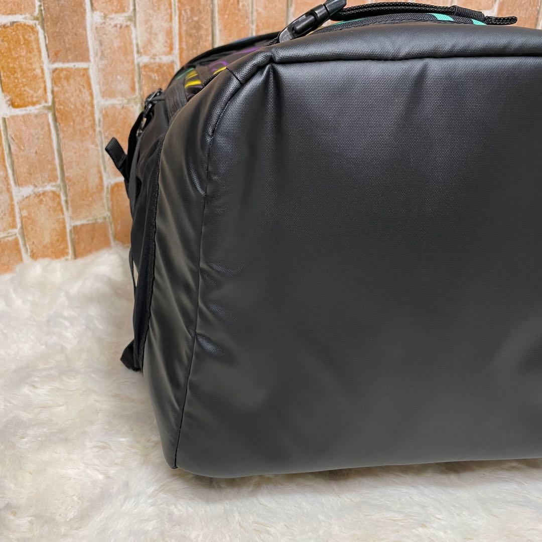 極美品　バートン　ギグ　ブーツバック　48L サファリ 総柄　カラフル