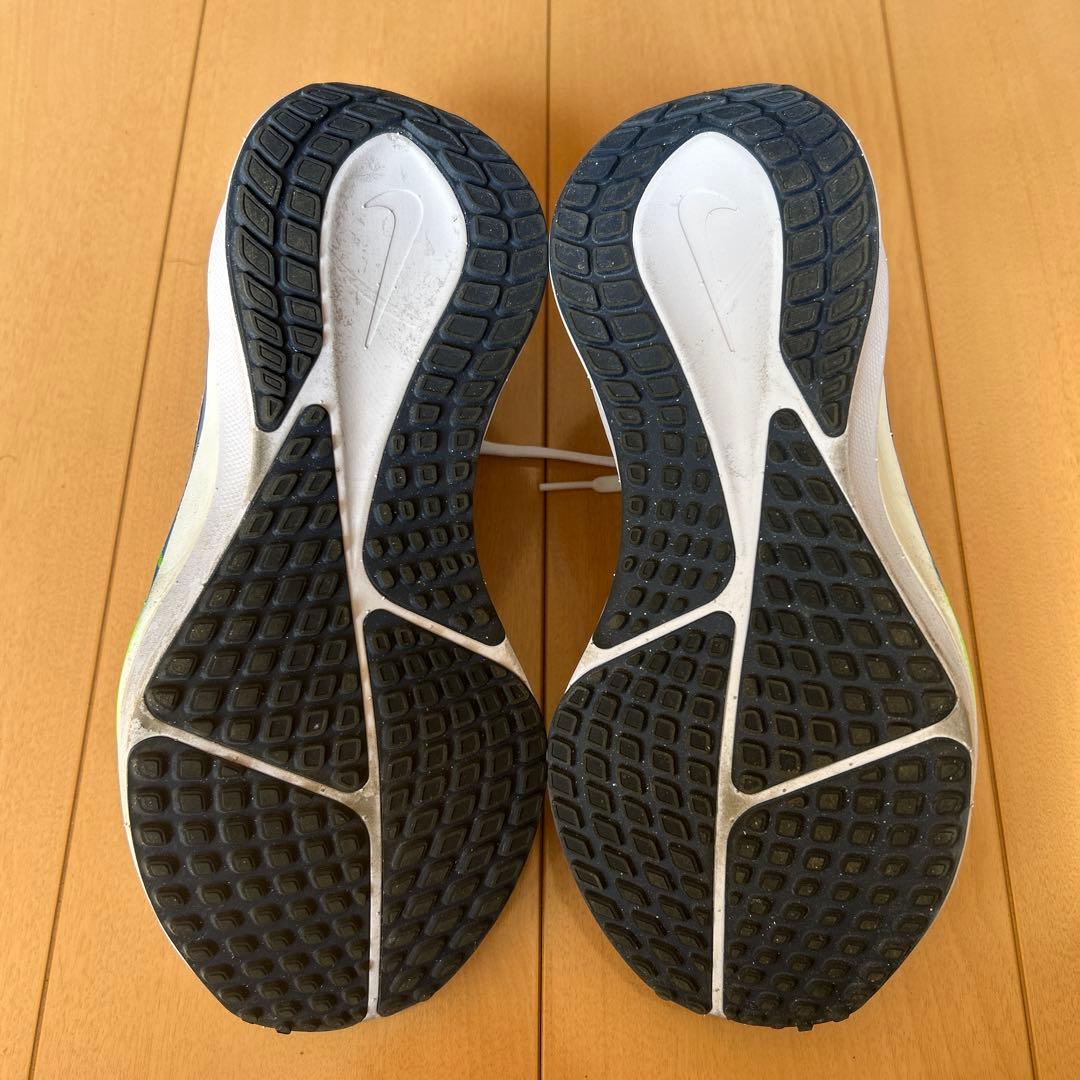 Nike ボメロ17 ZoomX 25cm