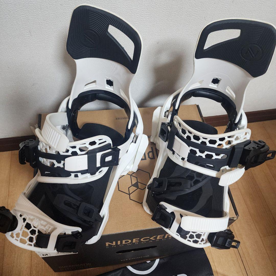 人気色 24-25モデル　NIDECKER SUPERMATIC M