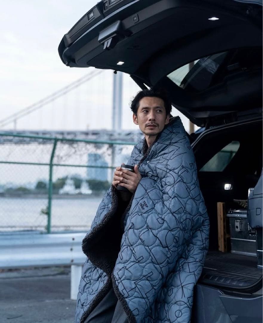 LUGH 魔法瓶ブランケット TARPtoTARP Ver. Large