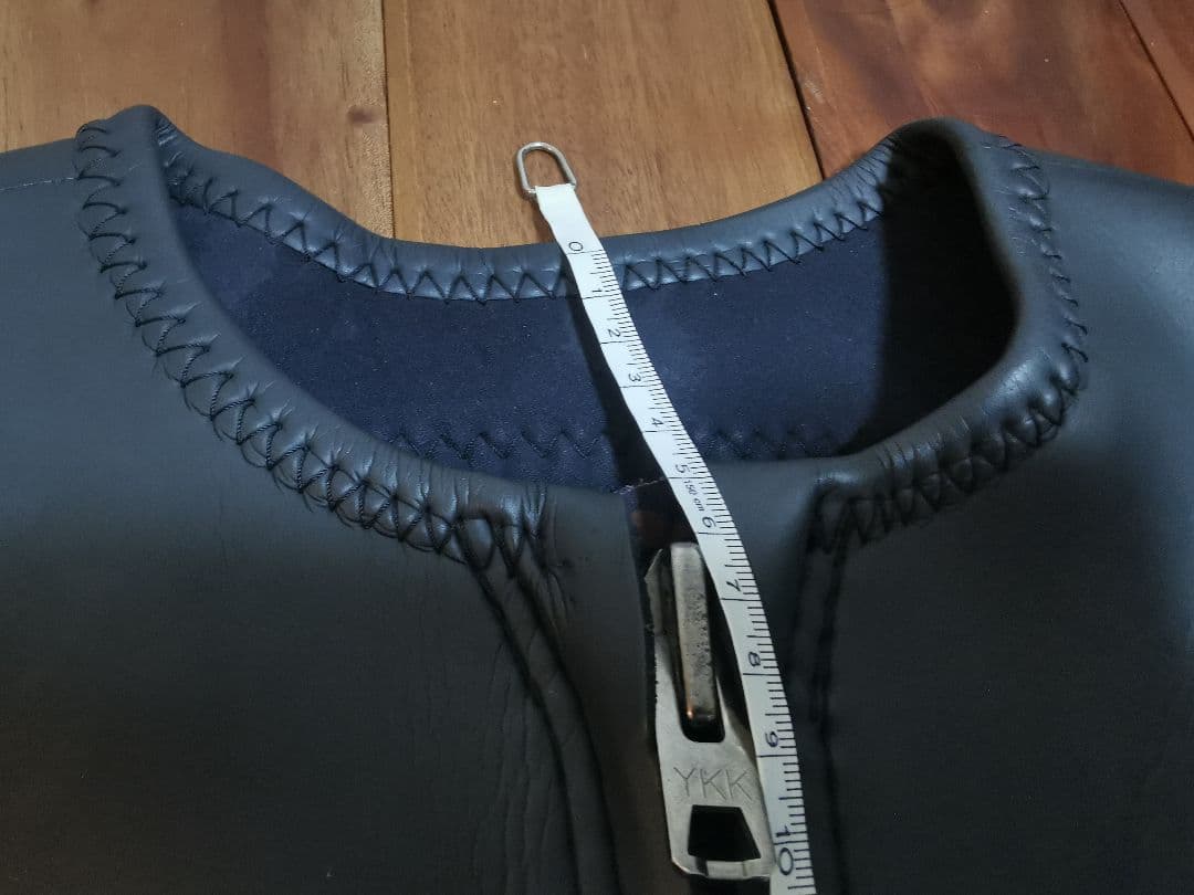 売り切り！AIDENTIFY × CAPTAINS HELM ベスト