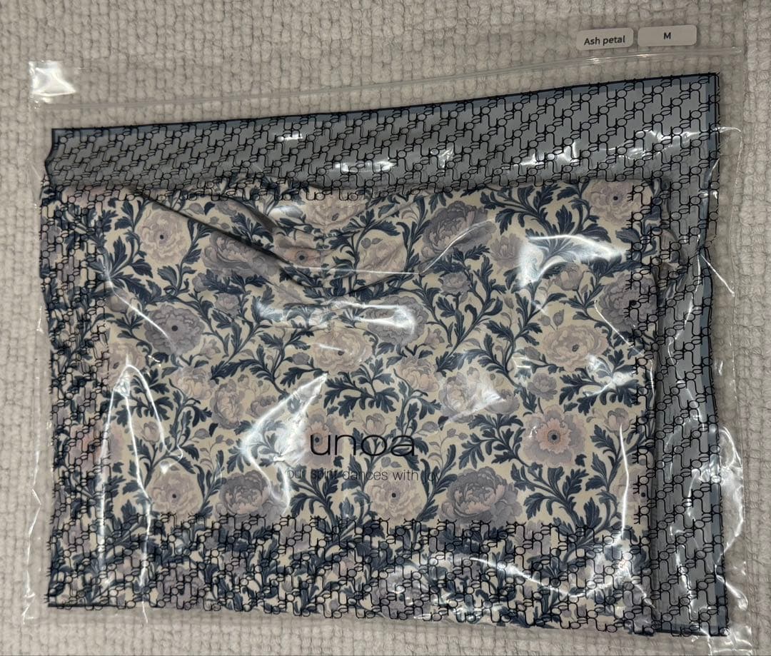 新品 M size unoa Frappe ウノア レオタード バレエ