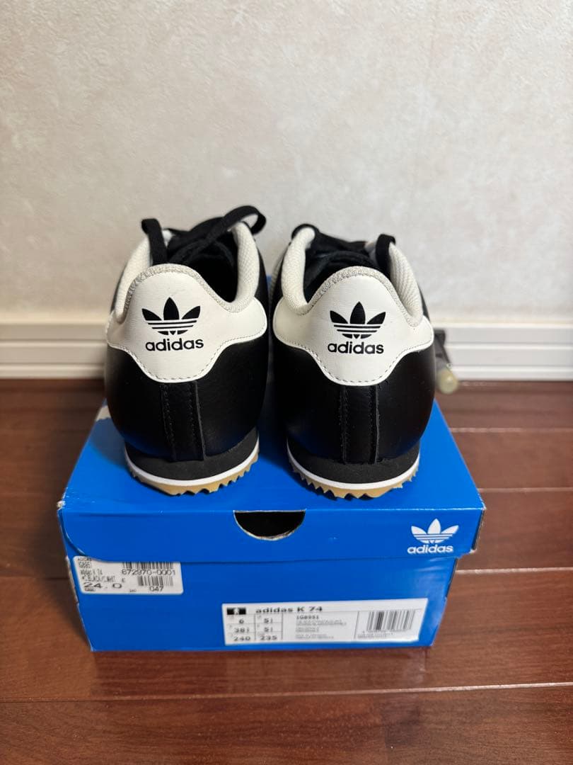 【adidas】K74 ブラック/ホワイト スニーカー24cm