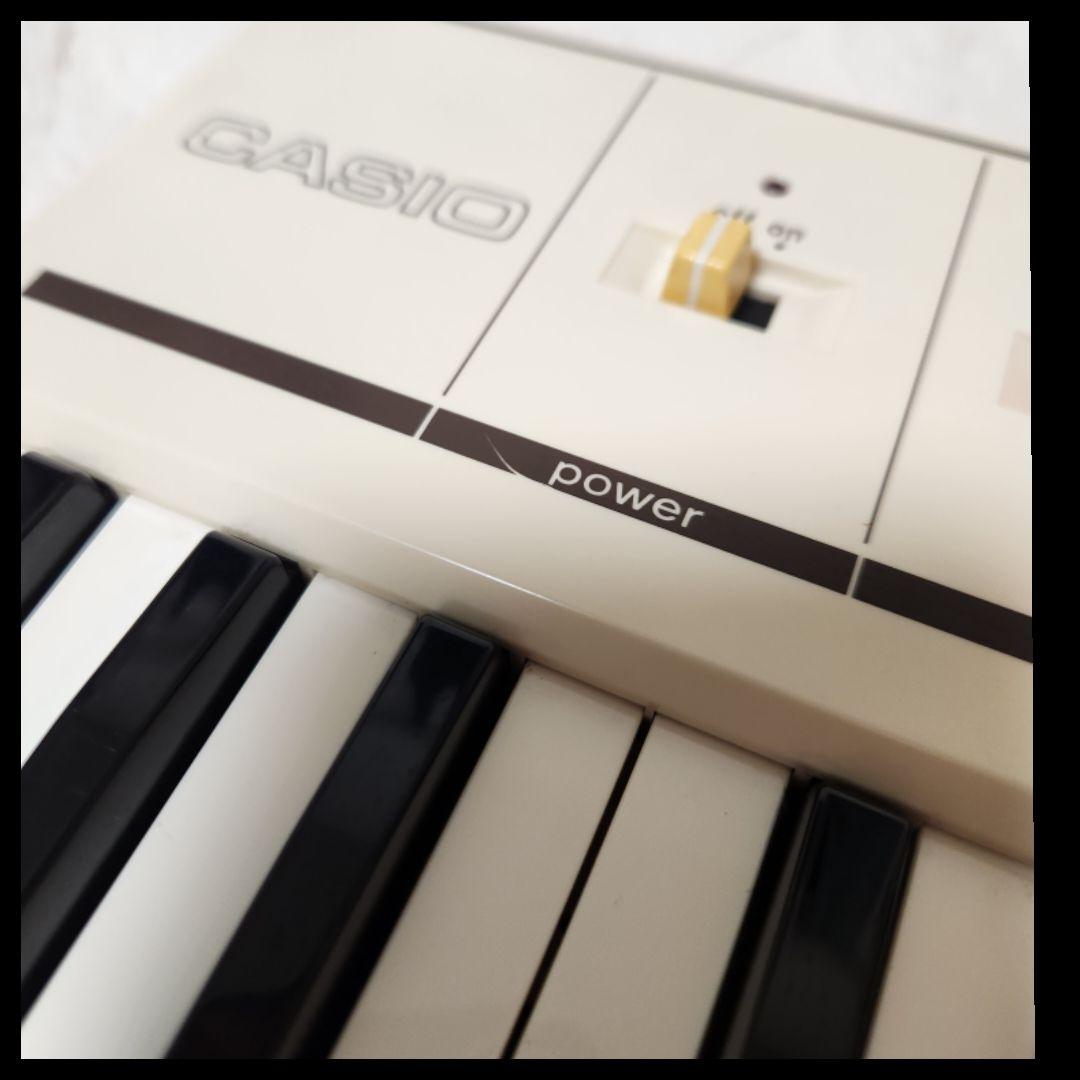 Casio MT-11 ビンテージミニシンセサイザー 動作確認済 アダプター無