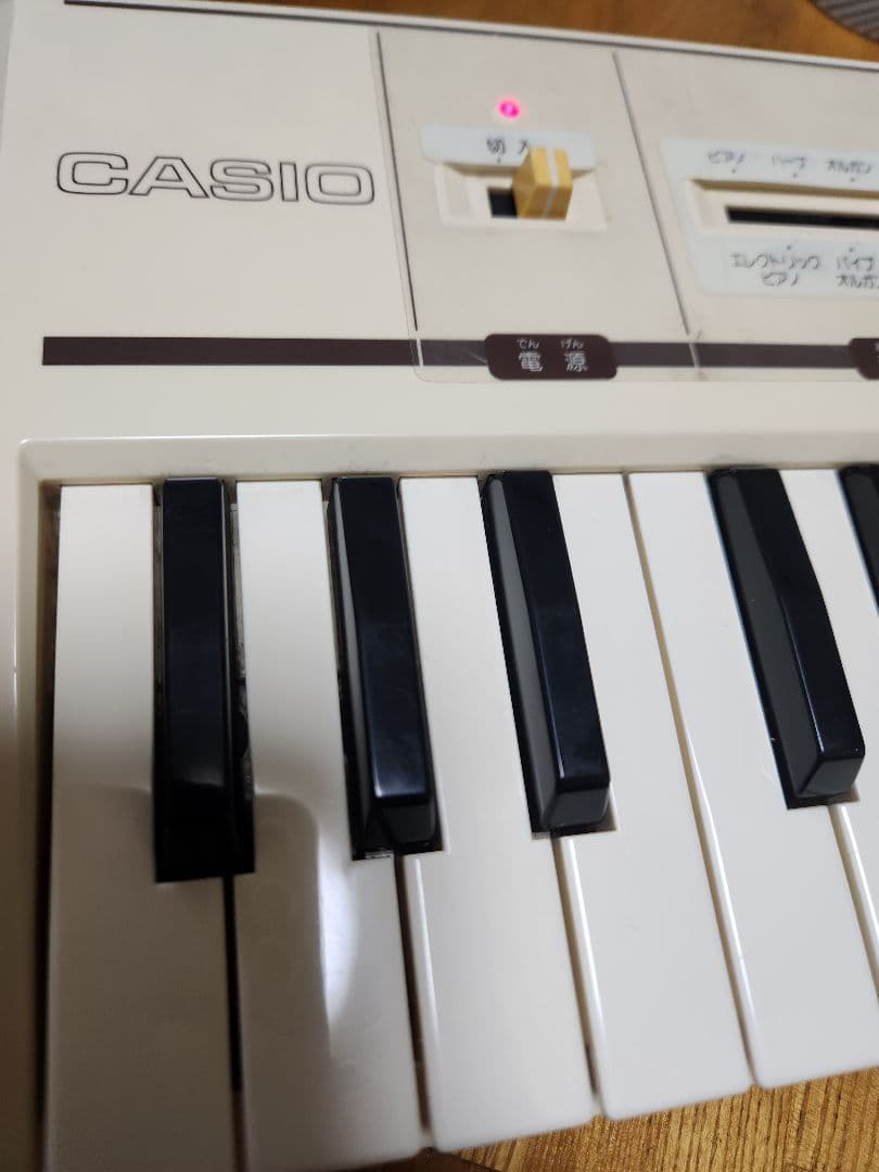 Casio MT-11 ビンテージミニシンセサイザー 動作確認済 アダプター無