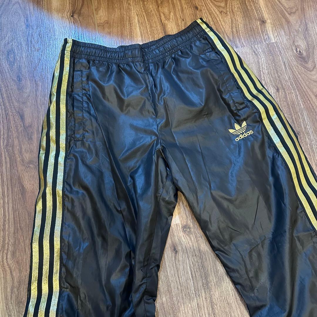 adidas ジャージ セットアップ