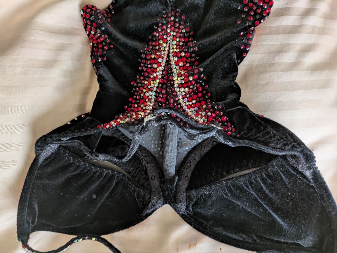 JBBFフィットモデル　スイムスーツ 　モノキニ　黒ベロア　ボヘミカ