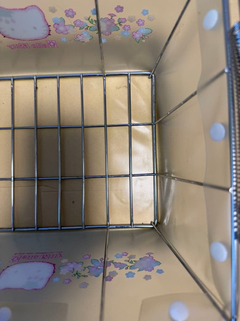 Hello Kitty 収納ボックス 鉄カゴ　ゆき