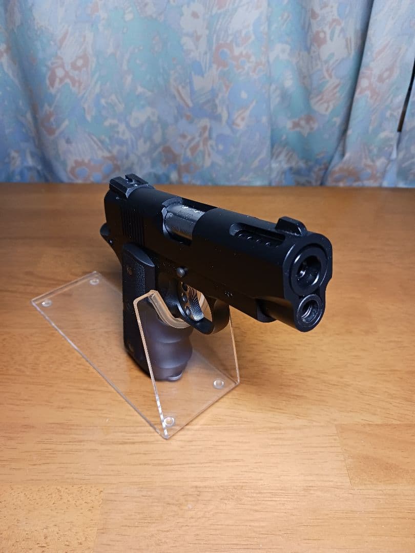 マルイV10 Ultra Compact BLACK ガスブローバック