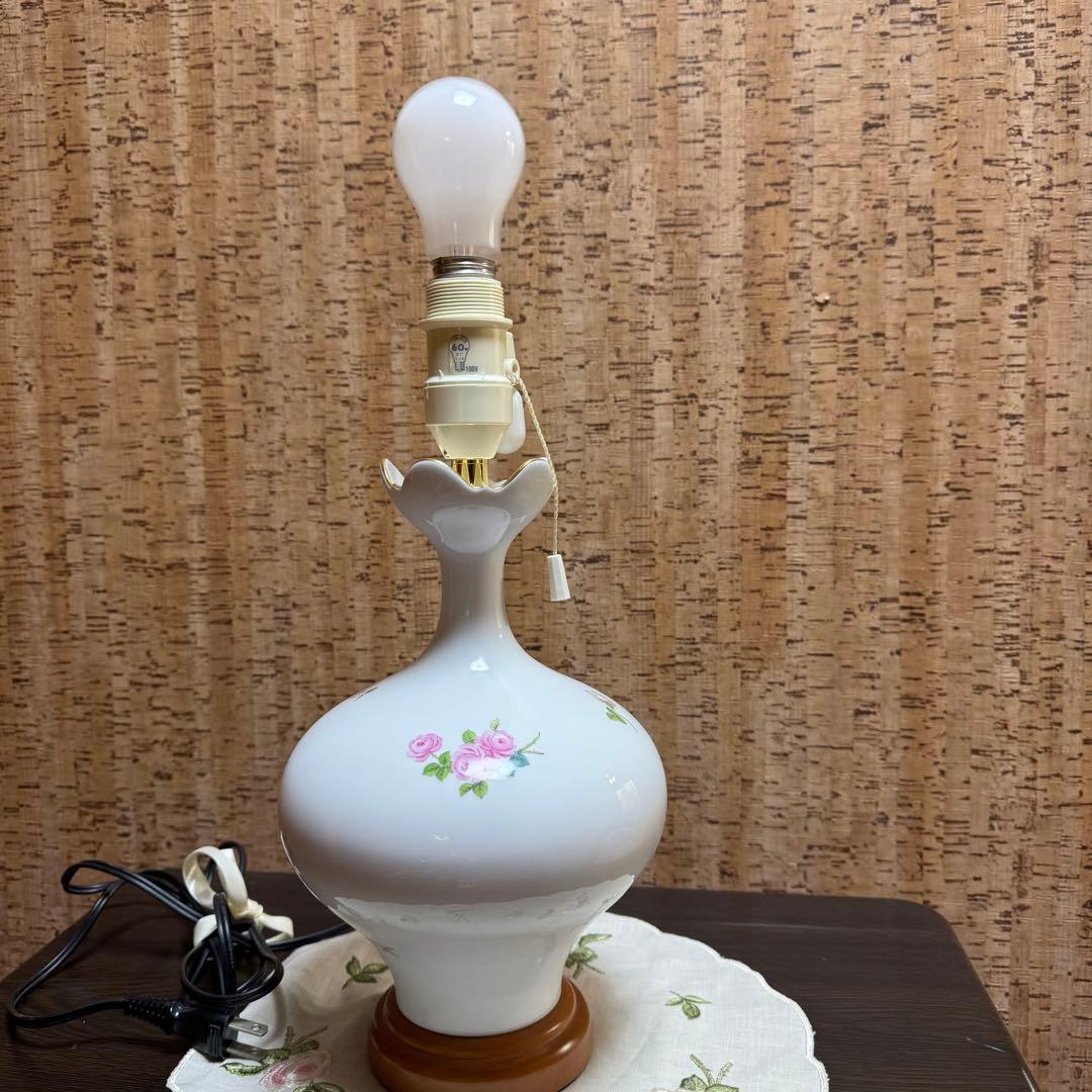 新品、未使用　マイセン　ランプ
