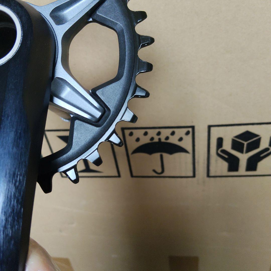 SHIMANO クランクセット