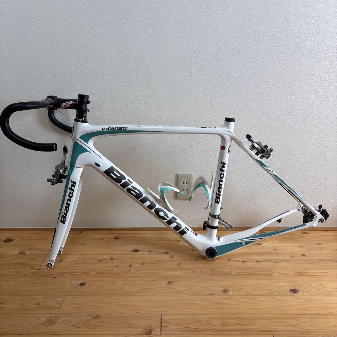 ビアンキ　インテンソ　カーボンロードバイクフレーム