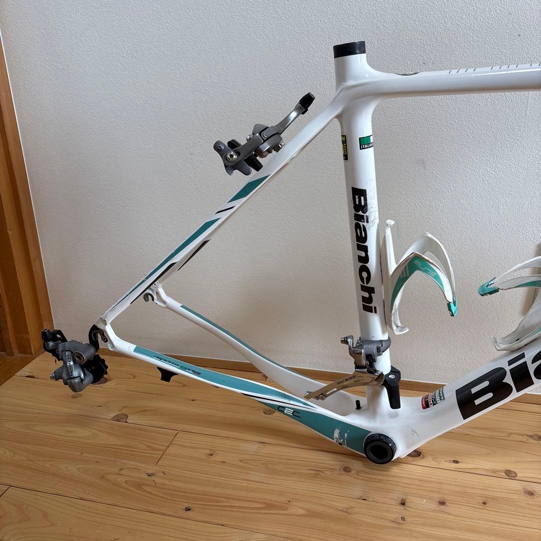 ビアンキ　インテンソ　カーボンロードバイクフレーム