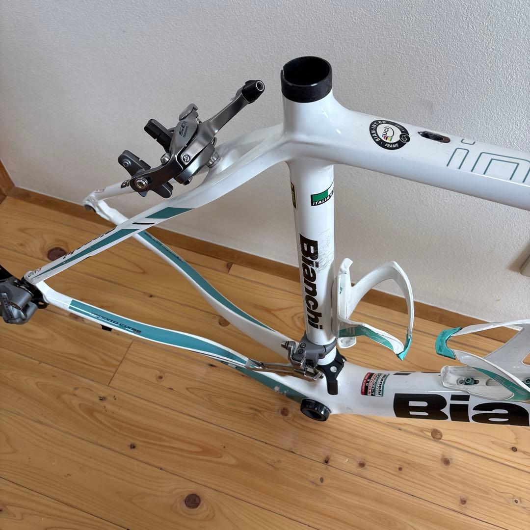ビアンキ　インテンソ　カーボンロードバイクフレーム