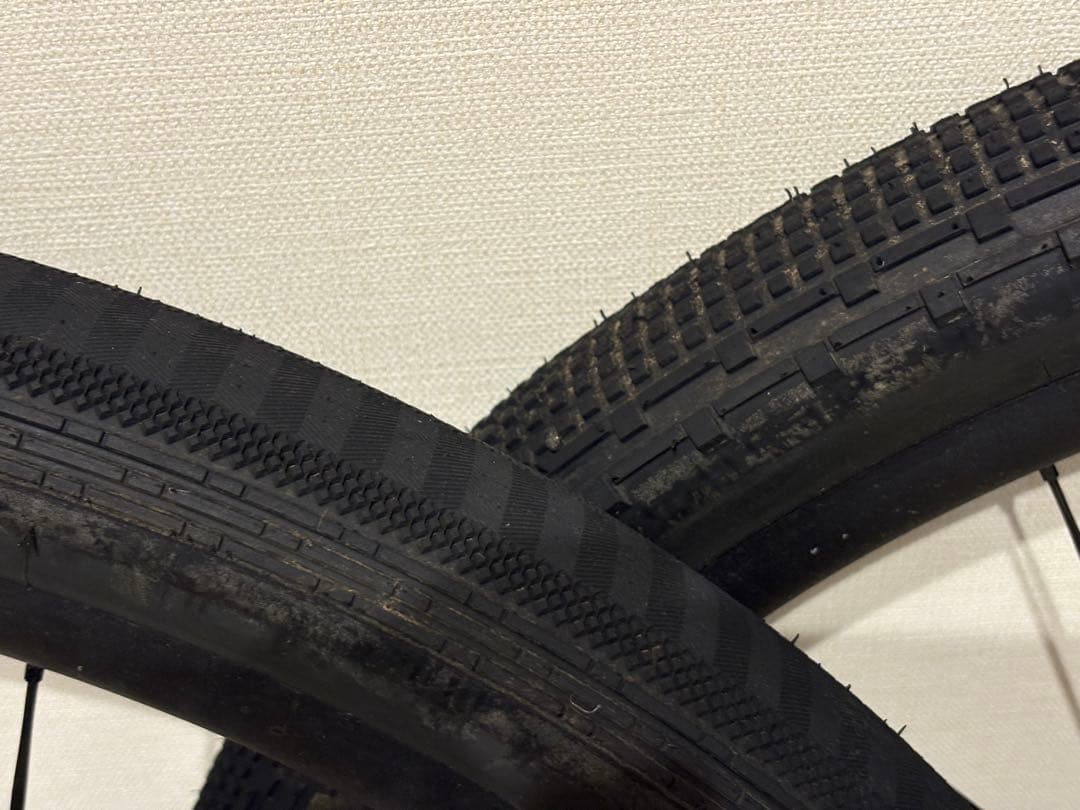 DTSWISS GR1600 ディスクホイール　美品タイヤセット　中古