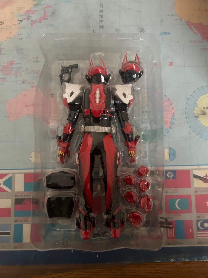 S.H.Figuarts 仮面ライダーギーツ レーザーブーストフォーム