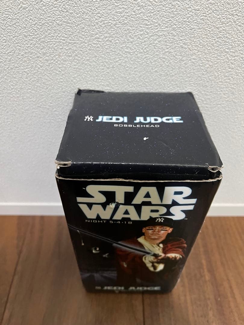 新品　ボブルヘッド人形　スターウォーズ　ジェダイ（カード付）　アーロン・ジャッジ