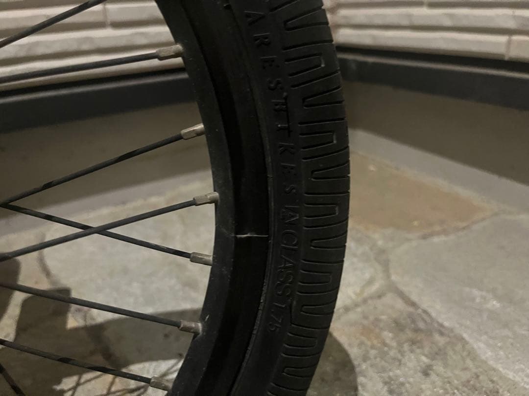 aresbikes 自転車キッズヘルメット付き