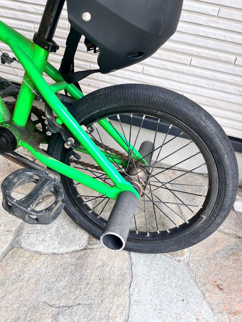 aresbikes 自転車キッズヘルメット付き