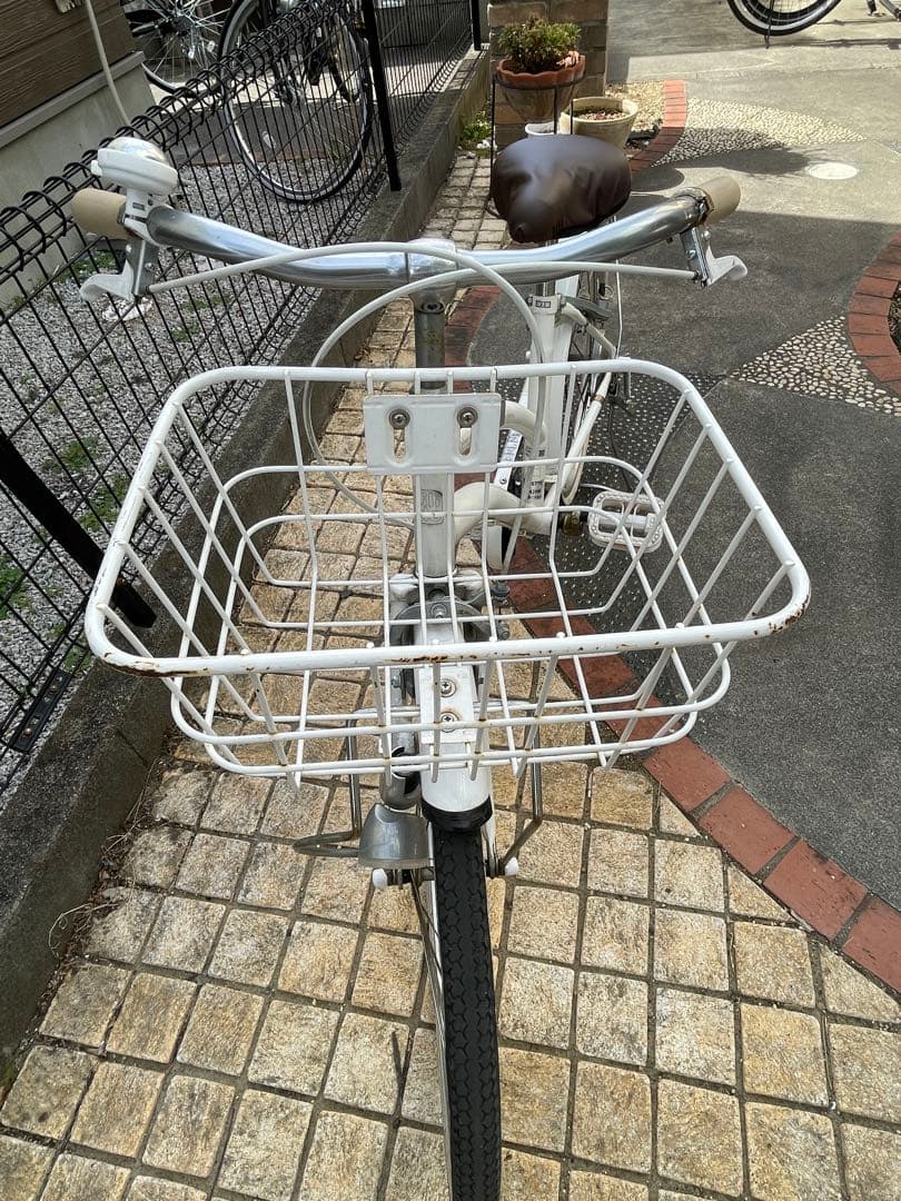 【引取限定！！】女の子用　子供用自転車 ホワイト 22インチ