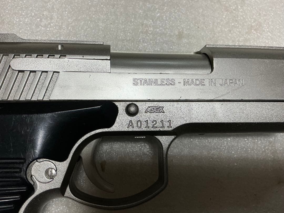AUTOMAG III.30 carbine／東京マルイ【スライドアクション】