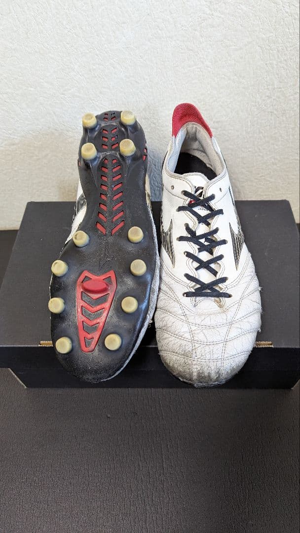 ミズノ　モレリア　ネオ　サッカースパイク　Mizuno Morelia 　neo