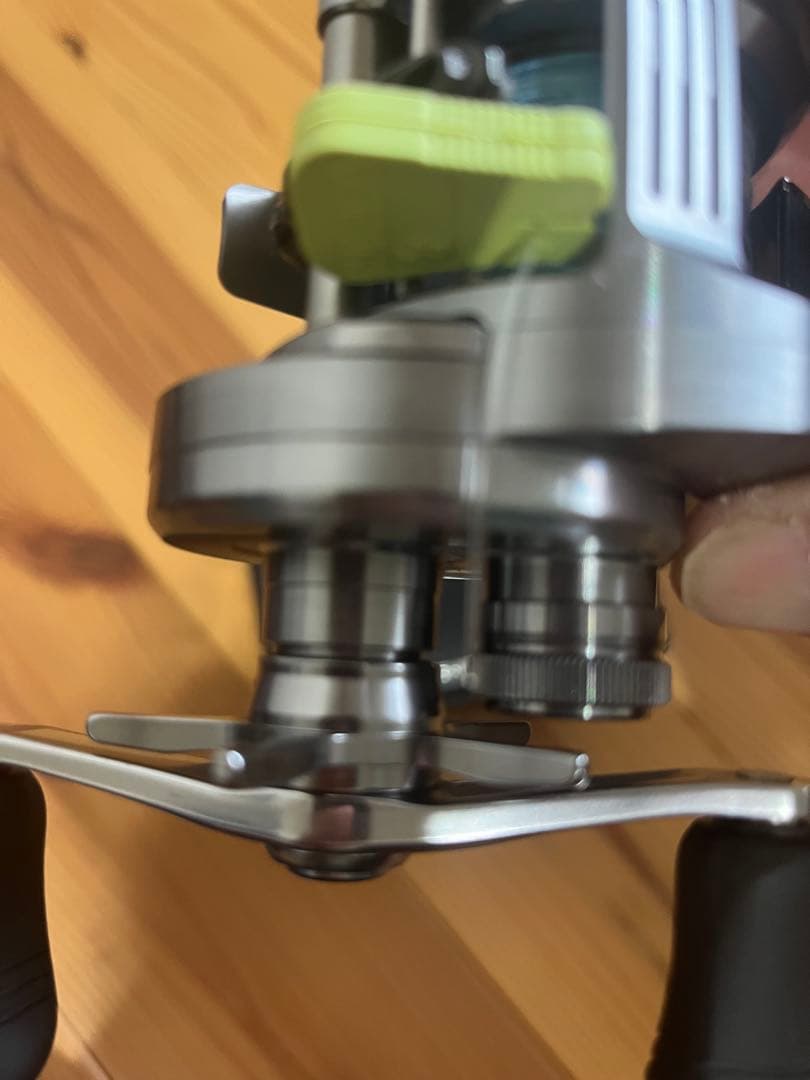 リール Shimano CALCUTTA CONQUEST DC201HG