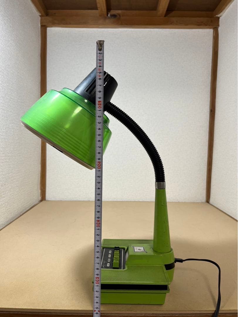 卓上ライト　電気スタンド　グリーン　レトロ