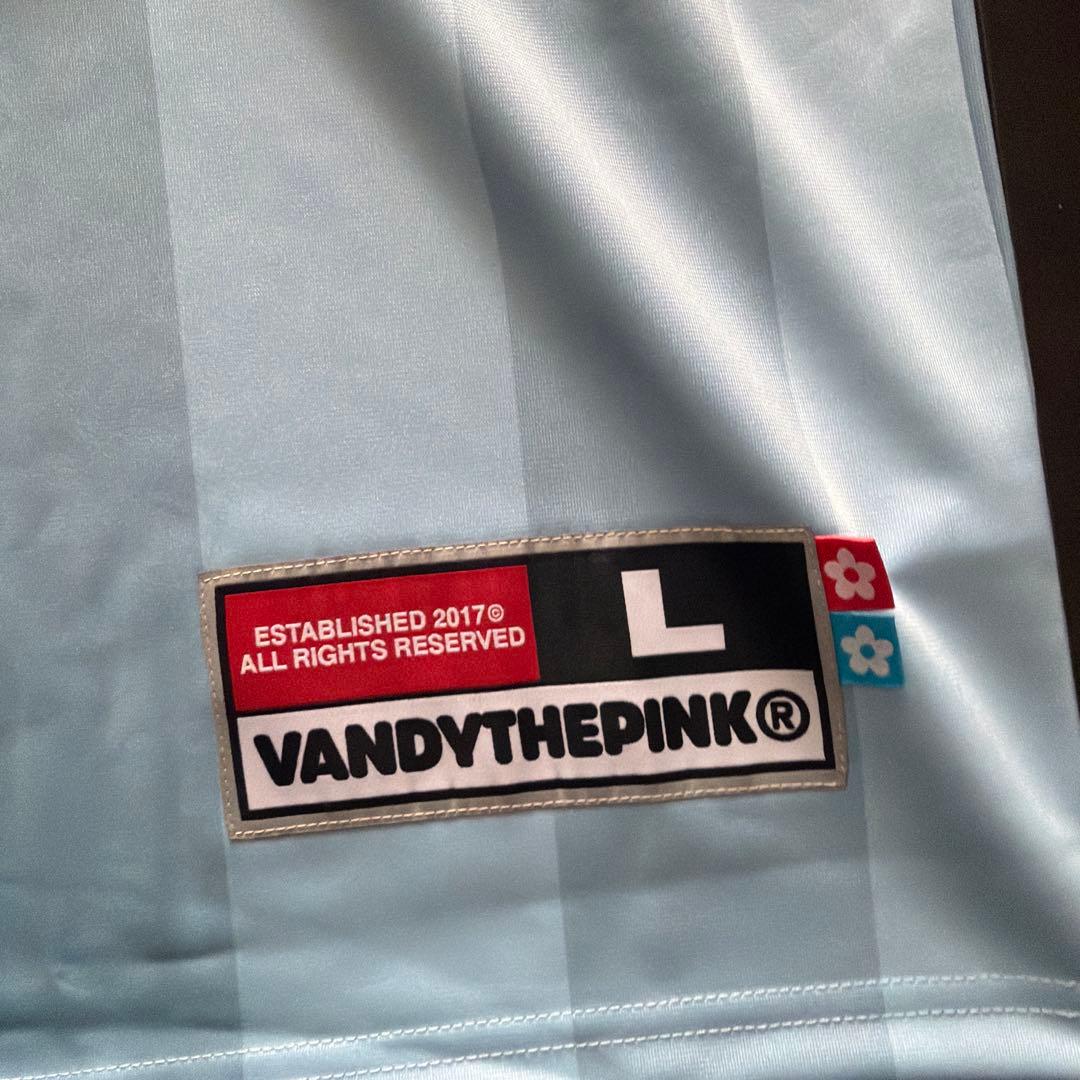 シャツ Vandythepink