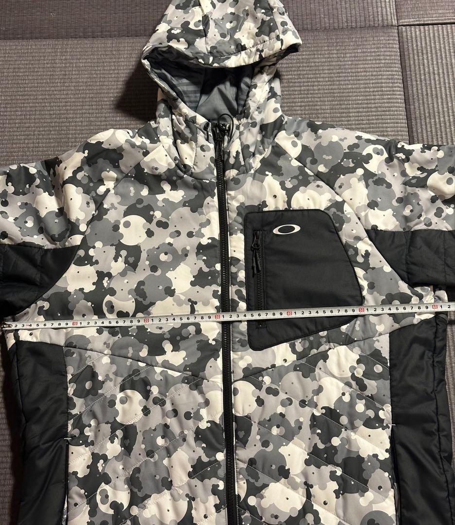 OAKLEY 中綿ジャケット 2XL 迷彩柄 保温 防寒フード付