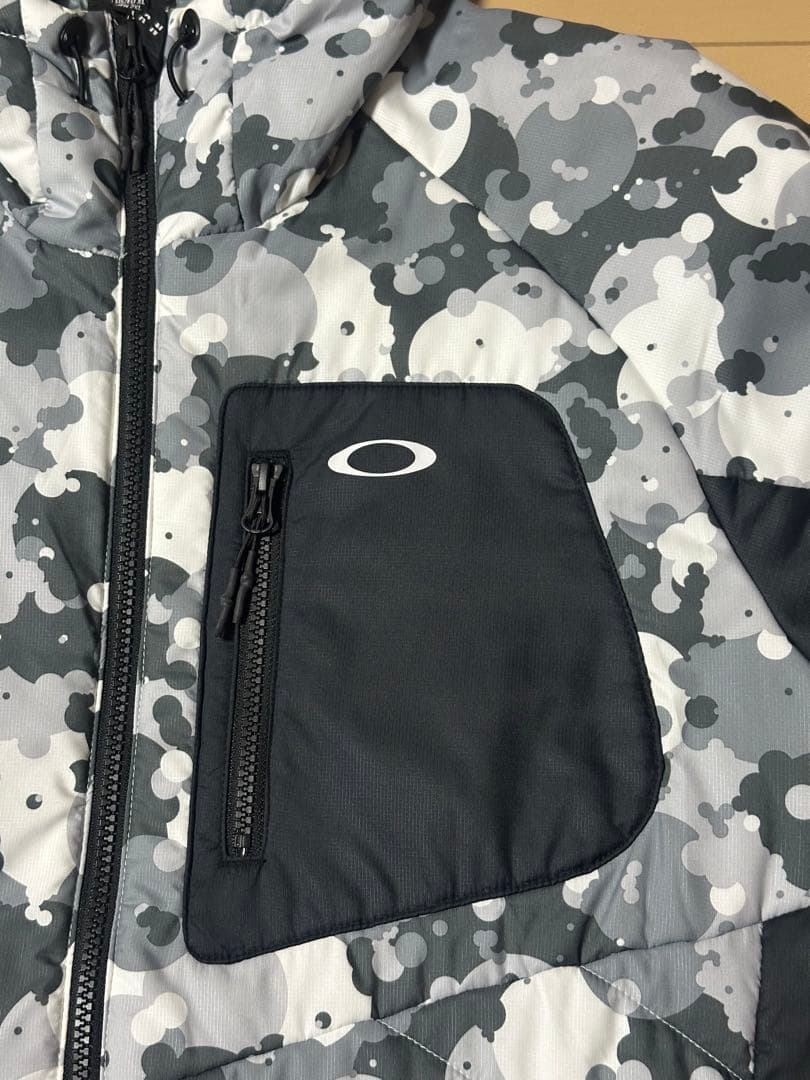 OAKLEY 中綿ジャケット 2XL 迷彩柄 保温 防寒フード付
