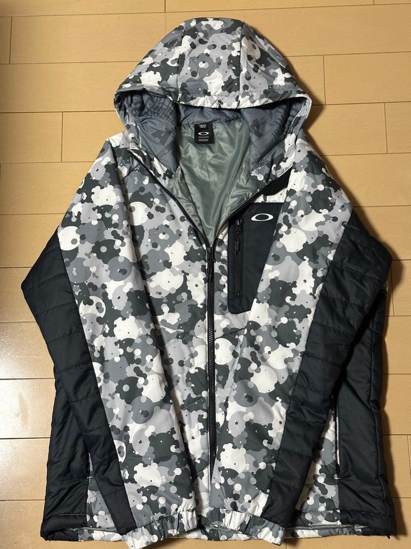 OAKLEY 中綿ジャケット 2XL 迷彩柄 保温 防寒フード付