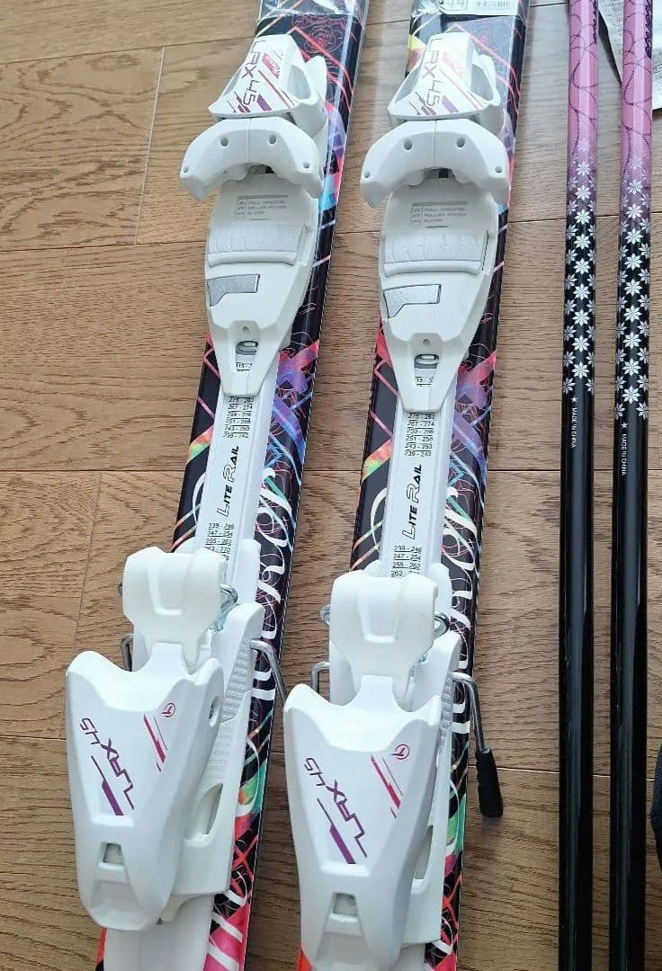 新品未使用⭐自宅保管品⭐Hart Rocker スキー 140cm ポール付き