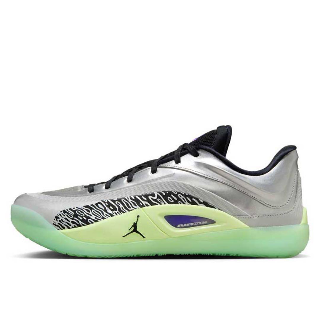 ナイキ　ザイオン4 PF NIKE ジョーダン　バスケットシューズ