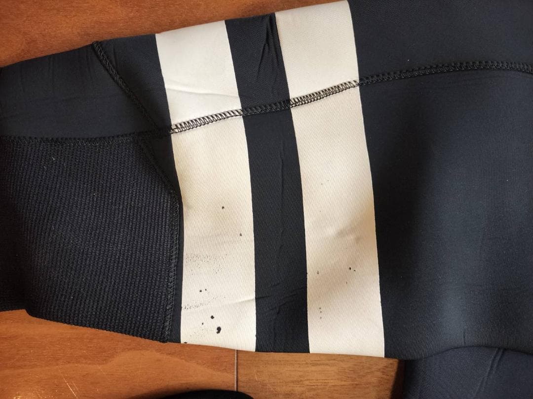 ☆中古　ハーレー　HURLEY FUSION 3/2mm ウェットスーツＬサイズ
