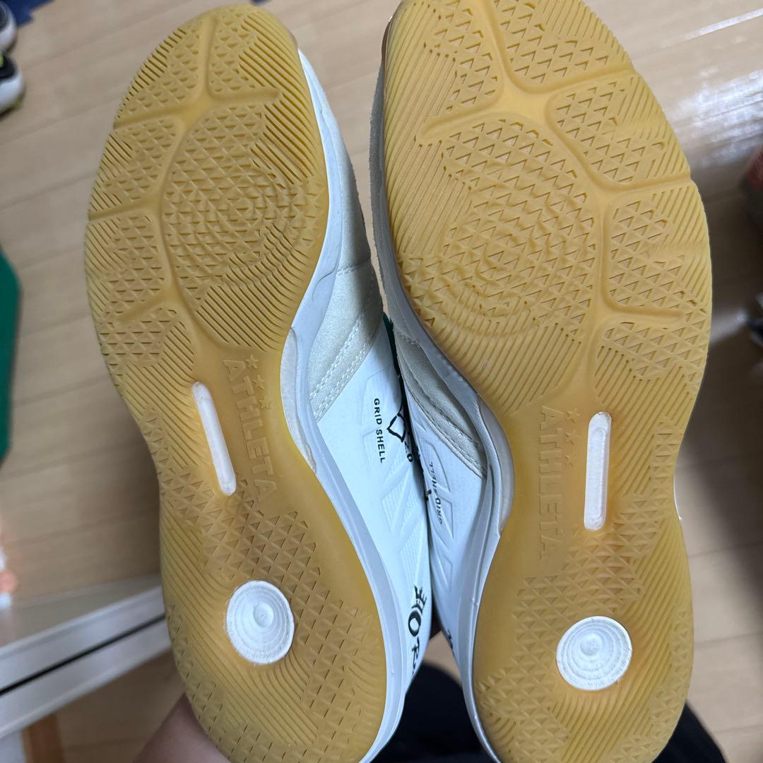 ATHLETA インドアシューズ 27.0 cm ホワイト