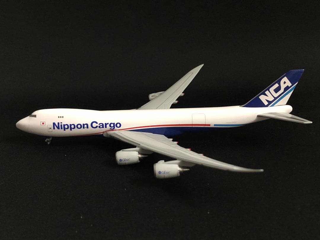 航空機・ヘリコプター NCA B747-8F