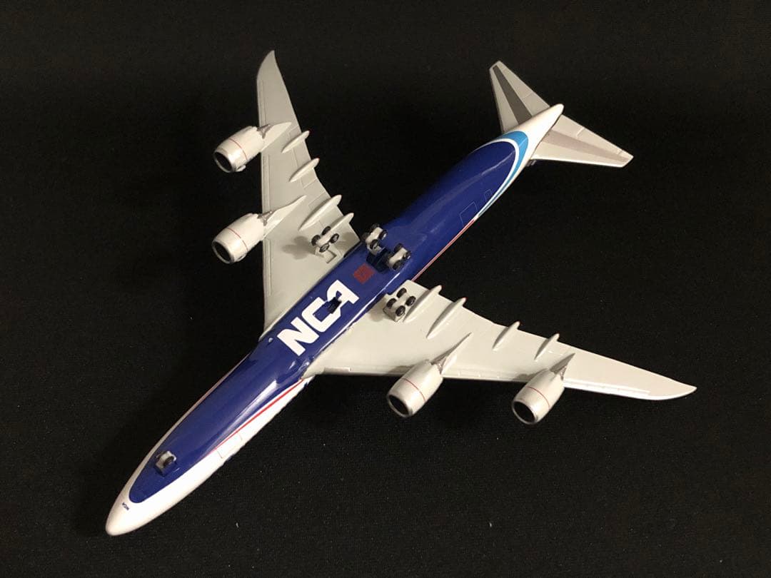 航空機・ヘリコプター NCA B747-8F
