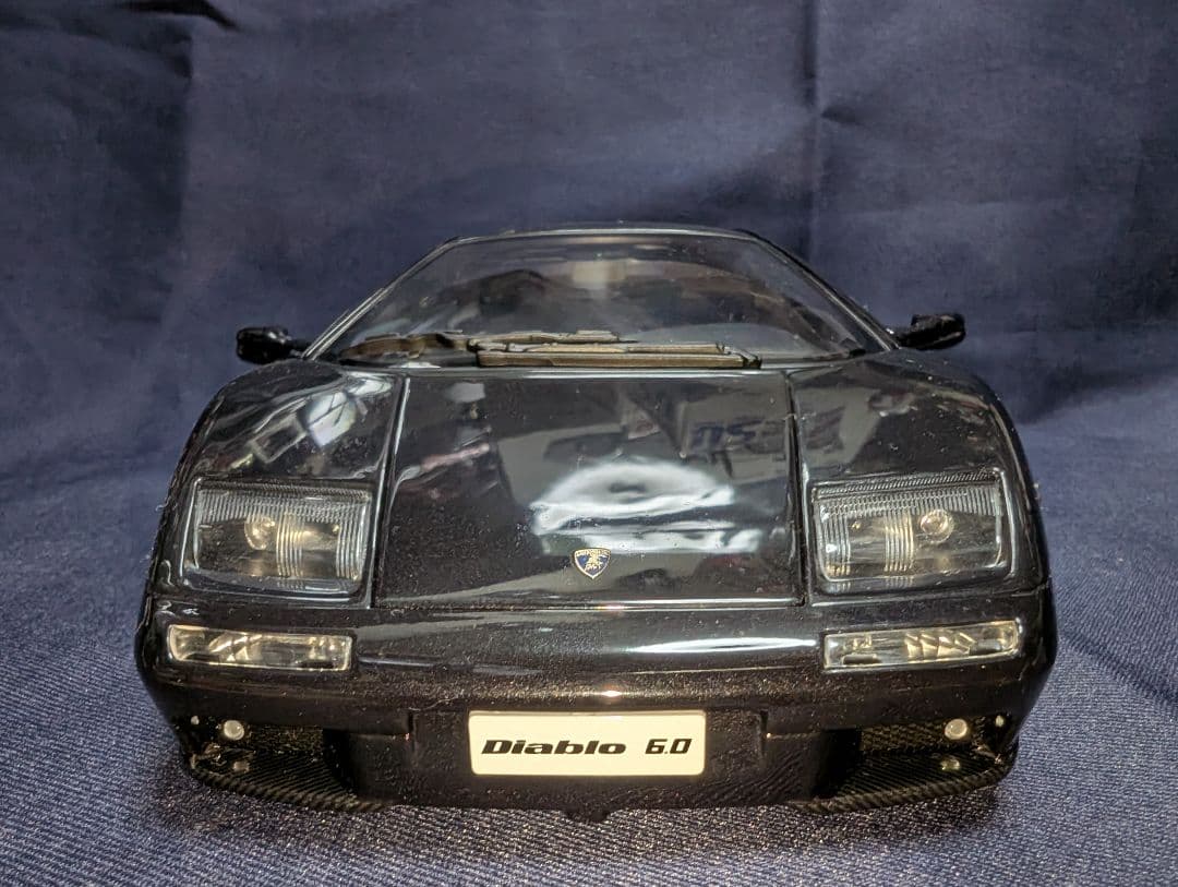 オートアート1/18　Lamborghini Diablo 6