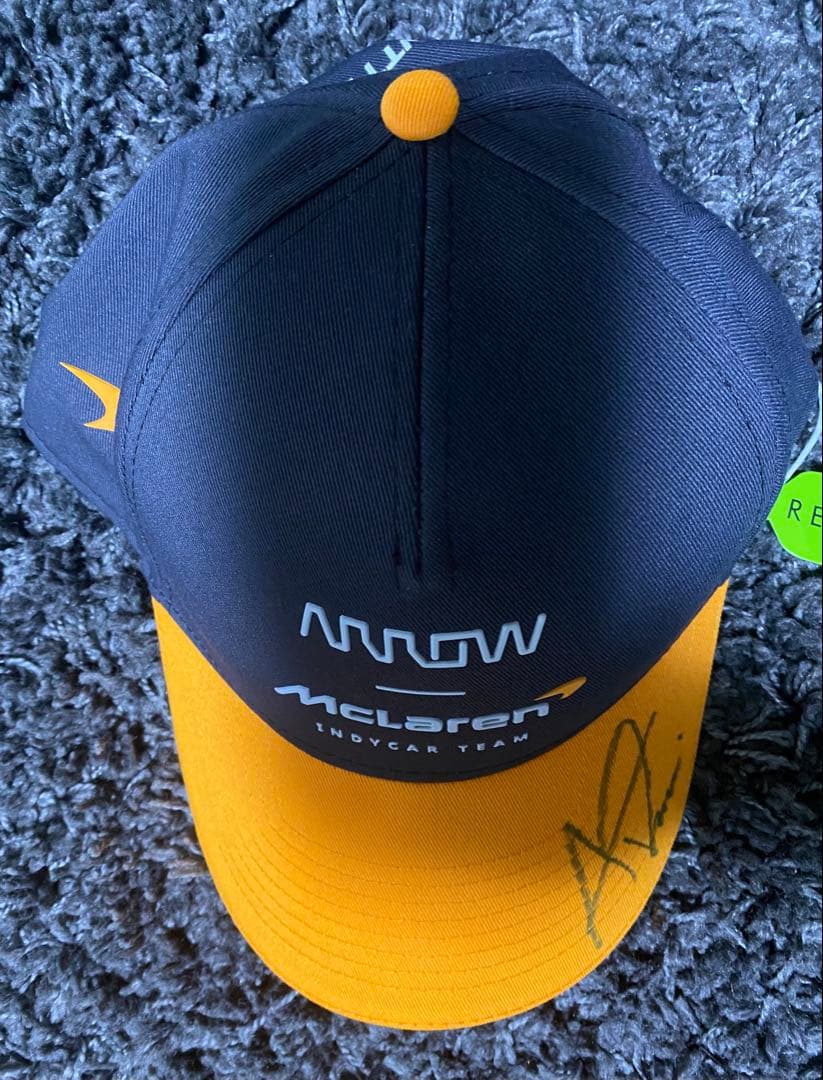 Mclaren Cap ランド・ノリス サイン入り 2025年世界チャンピオン