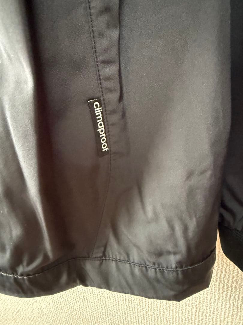 adidas ブラック ウインドブレーカー　XO CLIMAPROOF