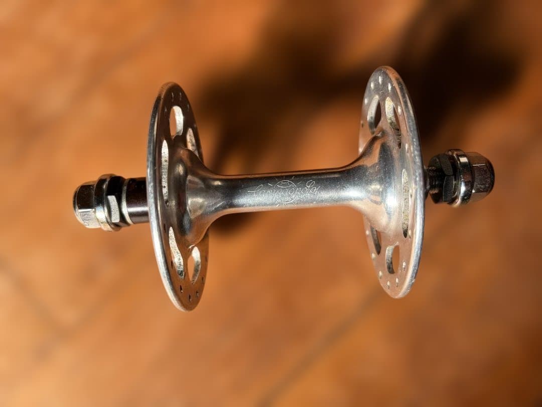 Campagnolo 地球ロゴ ラージフランジ フロントハブ 36H
